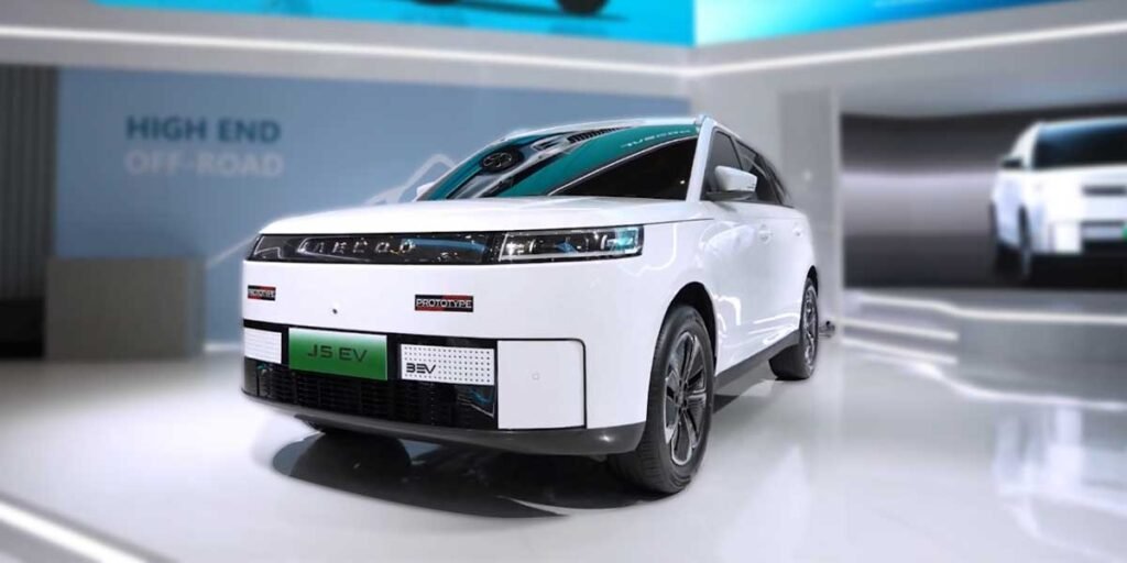 Jaecoo J5 EV SUV Listrik Terpopuler 2026